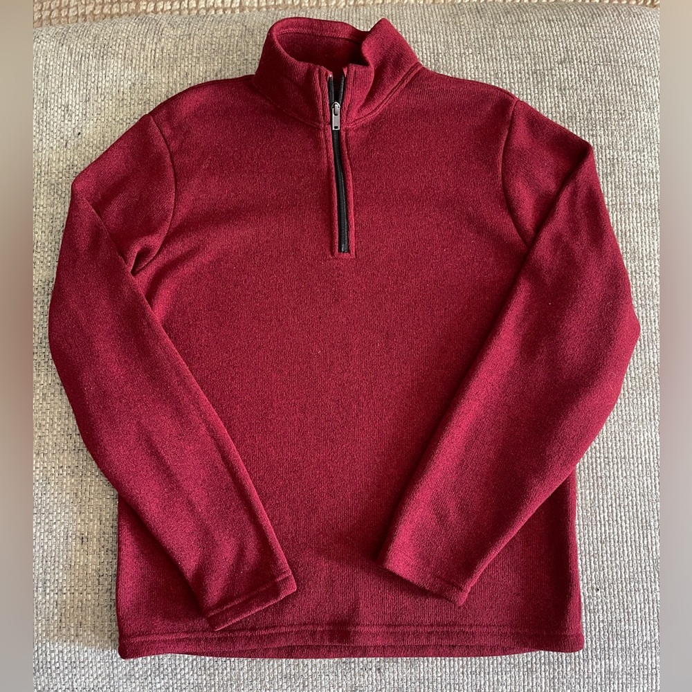 Men's Maroon Half-Zip fleece pullover, size M